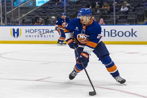 Islanders could get two major roster boosts for final playoff push