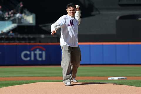 Dylan Darling adds Mets first-pitch moment to a special St. John’s year