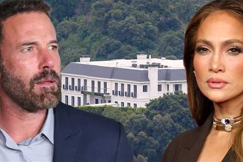 Ben Affleck Gives Jennifer Lopez His Interest in $60 Mil Beverly Hills Mansion