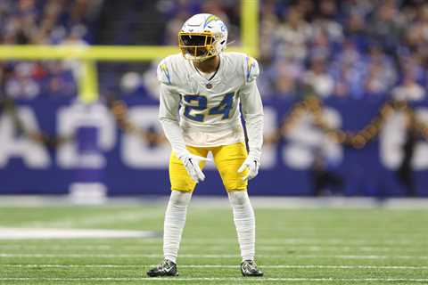 Nasir Adderley unretires after three years to join Colts in NFL stunner