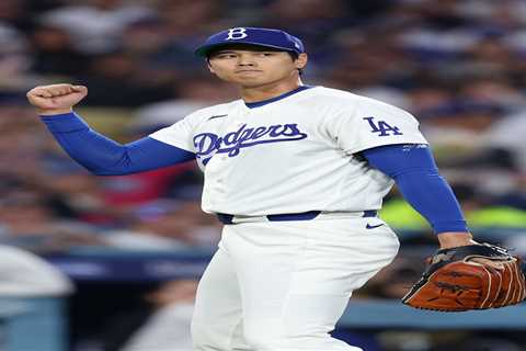 Don’t over think it: Dodgers must let Shohei Ohtani hit, even when he pitches