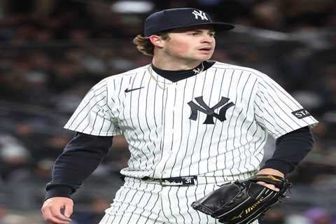 Yankees vs. Royals prediction: MLB Friday odds, picks, bets