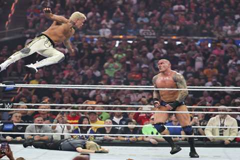 WWE’s WrestleMania Night 1 dud was riddled with issues, bizzare Cody Rhodes -Randy Orton finish