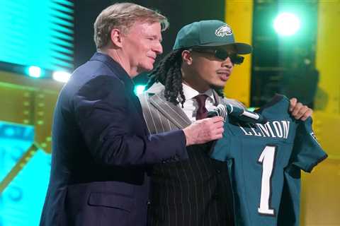 Makai Lemon was on phone with Steelers as Eagles traded up for him in wild NFL draft moment