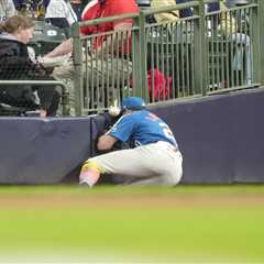 Brewers outfielder Brandon Lockridge carted off after suffering scary injury