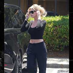 Kim Zolciak Spotted for First Time After Temporarily Losing Primary Custody of Kids