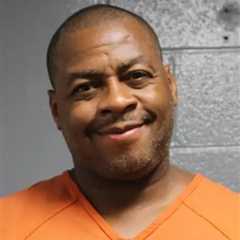Ex-NBA player Desmond Mason arrested on felony theft warrant