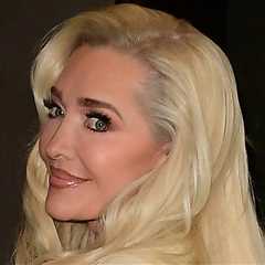 'Real Housewives' Star Erika Jayne Settles $25 Million Lawsuit Before Trial