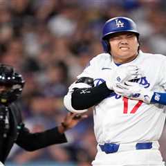 Kiké Hernández suffers oblique strain, Shohei Ohtani also leaves Dodgers game early