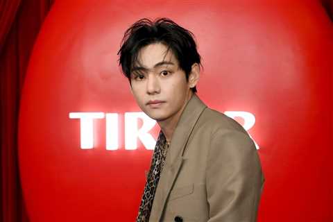 V Steps Into His Beyoncé ‘Cowboy Carter’ Era as BTS’ Tour Stops Through Texas: ‘Mucho Picante’