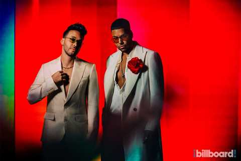 Romeo Santos & Prince Royce’s ‘Dardos’ Hits Bull’s-Eye at No. 1 on Latin Airplay