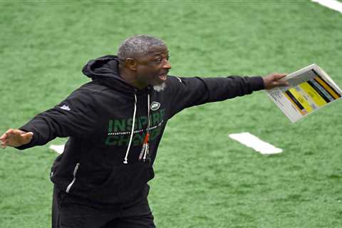 Brian Duker details his Jets role with Aaron Glenn calling the defense