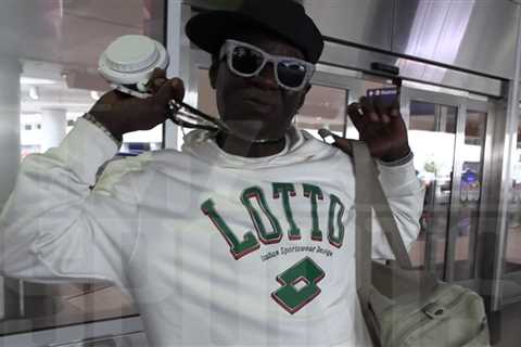 Flavor Flav Says U.S. Women's Hockey Getting Key to Las Vegas During She Got Game Weekend
