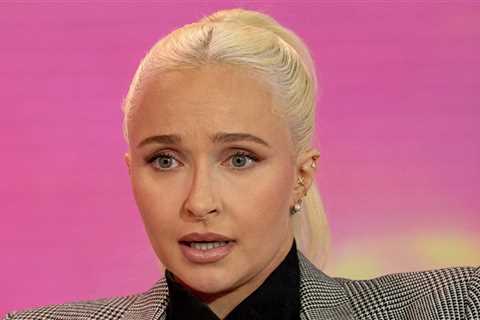 Hayden Panettiere Reveals Harrowing Experience With 'Very Famous' Naked Man in Bed