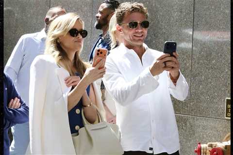 Reese Witherspoon Reunites With Ex-Hubby Ryan Phillippe for Son's Graduation