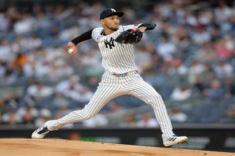 Yankees vs. Mets prediction: Subway Series picks, odds, best bets Sunday