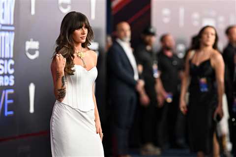 ACM Awards 2026 Red Carpet: Best Photos