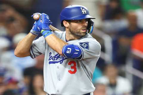 Chris Taylor’s retirement lasts one day as former Dodgers star changes mind