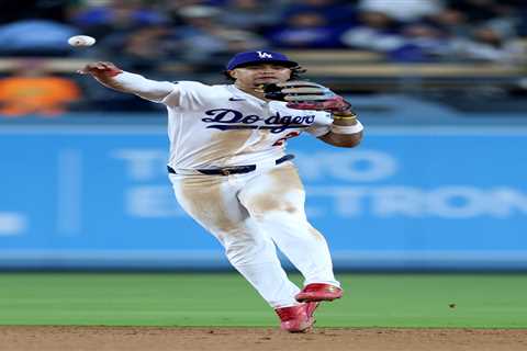 Hyeseong Kim survives latest Dodgers roster crunch; Santiago Espinal DFA’d