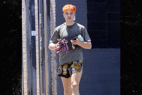 Brad Pitt & Angelina Jolie's Son Knox Debuts Bright Orange Hair