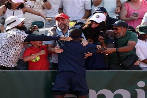 Frances Tiafoe’s tennis racket stolen after French Open win — but it gets returned after viral post