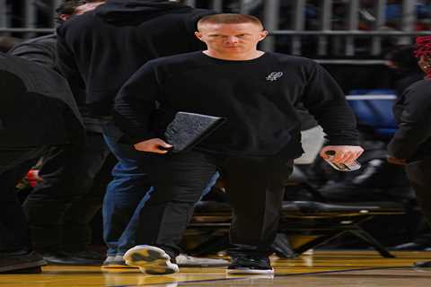 Magic hiring Spurs assistant Sean Sweeney as their new head coach