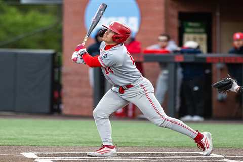 St. John’s baseball pulls off thrilling upset win over 10th-ranked Florida State in NCAA regional