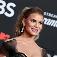 Jessica Simpson Reflects on Overcoming Alcohol Abuse: ‘Drinking Wasn’t Numbing My Pain, It Was..