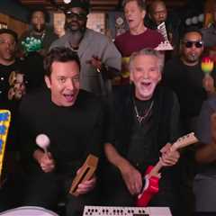 Kenny Loggins Gets ‘Footloose’ With Kevin Bacon and John Lithgow For ‘Tonight Show’ Classroom..