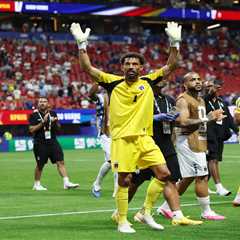 Cape Verde’s 40-year-old goalie Vozinha becomes World Cup sensation after stunning effort vs. Spain
