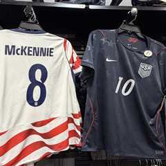 USMNT jerseys, World Cup packages given to passengers on flight