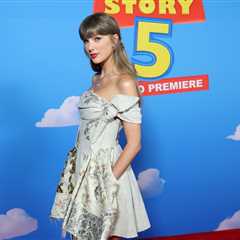 Taylor Swift’s ‘I Knew It, I Knew You’ No. 1 on Billboard Hot 100 for Second Week