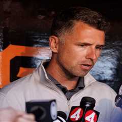 Buster Posey ruthlessly mocked by all sides of Pride Night debate after PR disaster