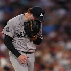 Yankees unravel in fifth inning in sloppy series-opening loss to Red Sox