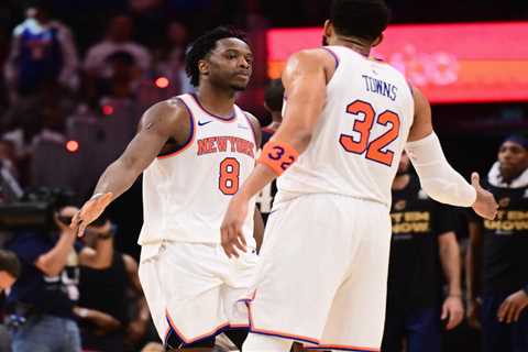 Knicks vs. Spurs series prediction, odds: Which team lands the first punch in NBA Finals?