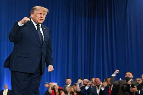 Will Donald Trump actually attend a Knicks NBA Finals game? Odds aren’t so sure