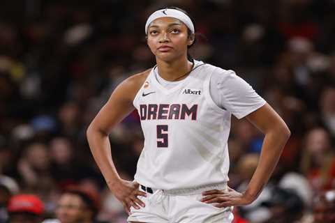 Shaq eviscerates ‘embarrassing’ Angel Reese, Lauren Betts trolls: ‘Wish I could punch some of these ..