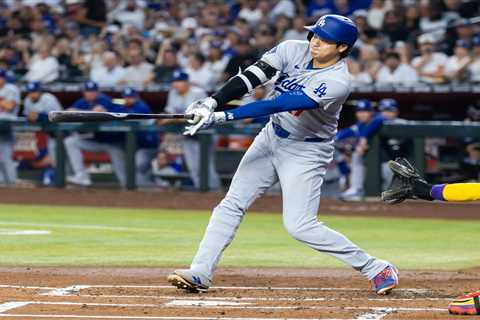 Shohei Ohtani, Freddie Freeman help Dodgers nip Diamondbacks