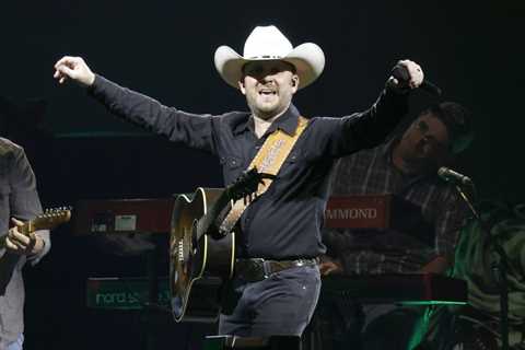 Justin Moore Is Hitting Pause on Touring to Focus on His Health: ‘This Is the Right Decision’