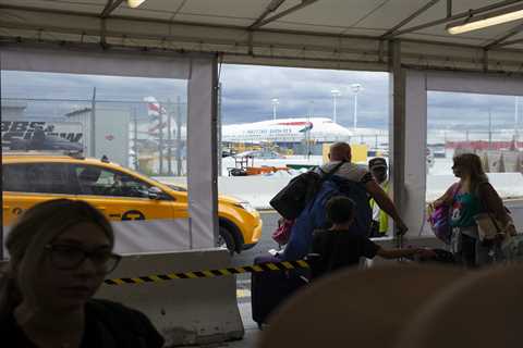 ‘Airport hustling scammers’ are on the loose — NYC’s Port Authority warns ahead of World Cup