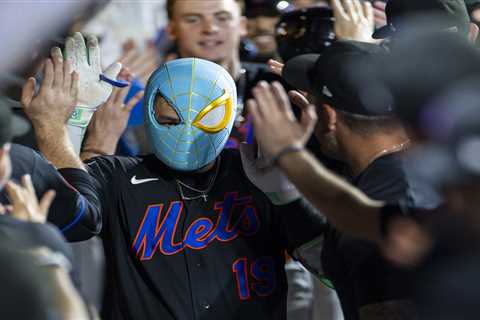 Mets’ Spider-Man mask celebration went from clubhouse joke to spark: ‘What’s the worst that can..