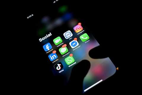 U.K. Music Industry Reacts to Under-16s Social Media Ban: ‘The Landscape Has Been Evolving Forever..