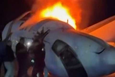 Officials Provide Updates on Texas Plane Crash, Live Stream