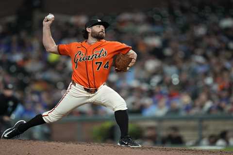 Giants broadcaster goes ballistic on pitchers’ Pride Night Bible verse battle