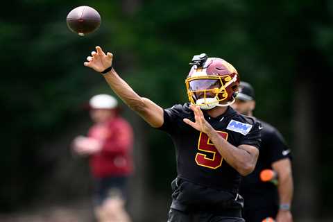 Jayden Daniels figuring out new Commanders offense in hopes of turnaround: ‘A long way to go’