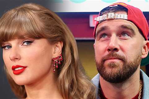 Taylor Swift and Travis Kelce Are All Smiles at NFL Event After Weekend Apart
