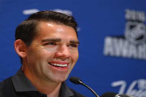 Islanders hire two-time Stanley Cup champion Pascal Dupuis as director of player development