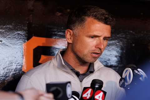 Buster Posey ruthlessly mocked by all sides of Pride Night debate after PR disaster