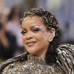 Watch Rihanna Uplift a Self-Conscious Fan Who’s Battling Cancer in Touching Interaction: ‘You’re..