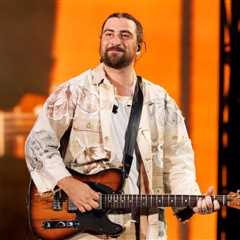 Noah Kahan Clears Up Commonly Misheard Lyrics That Aren’t Nearly as NSFW as Fans Think